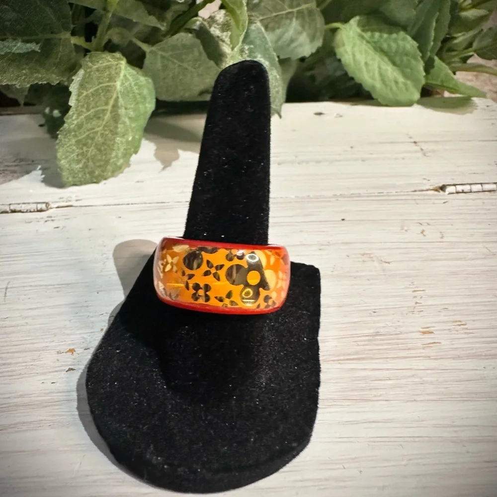 Louis Vuitton Orange and Gold Floral Ring - Picture 5 of 8